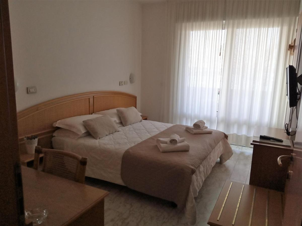Hotel Capri Grado Zewnętrze zdjęcie