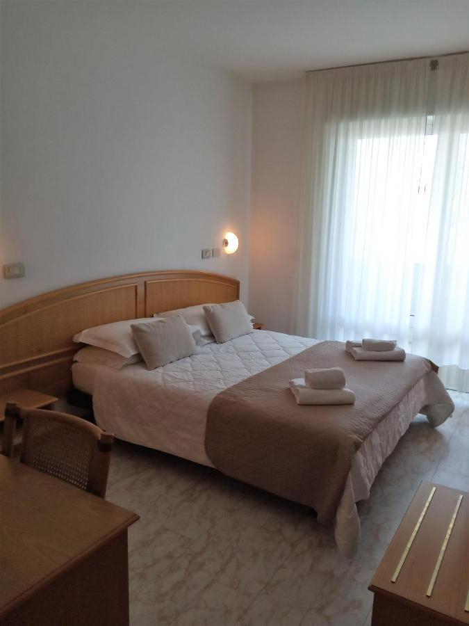 Hotel Capri Grado Zewnętrze zdjęcie