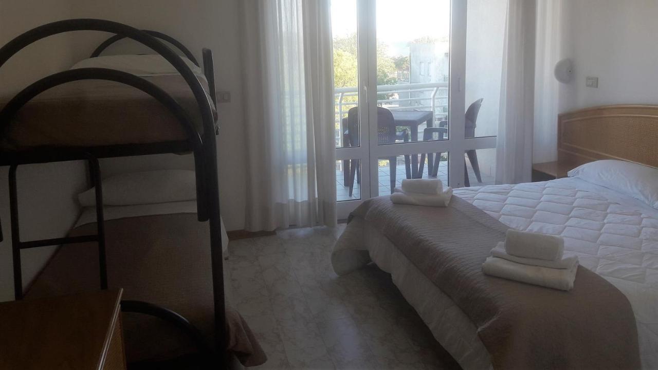 Hotel Capri Grado Zewnętrze zdjęcie