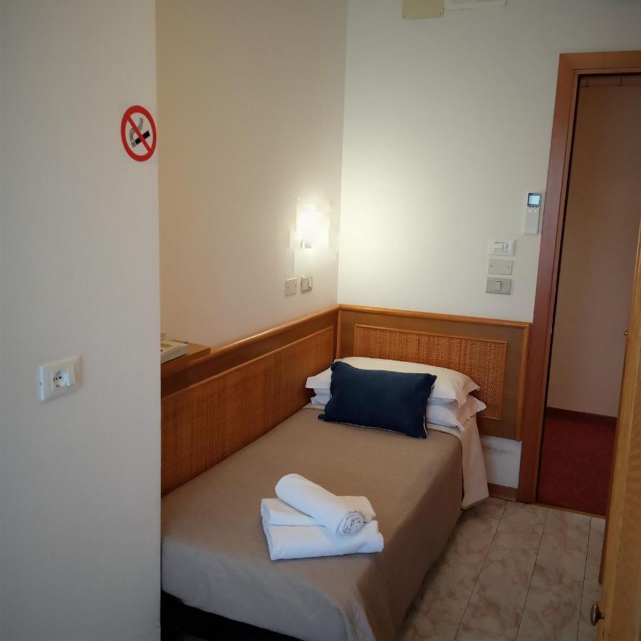 Hotel Capri Grado Zewnętrze zdjęcie