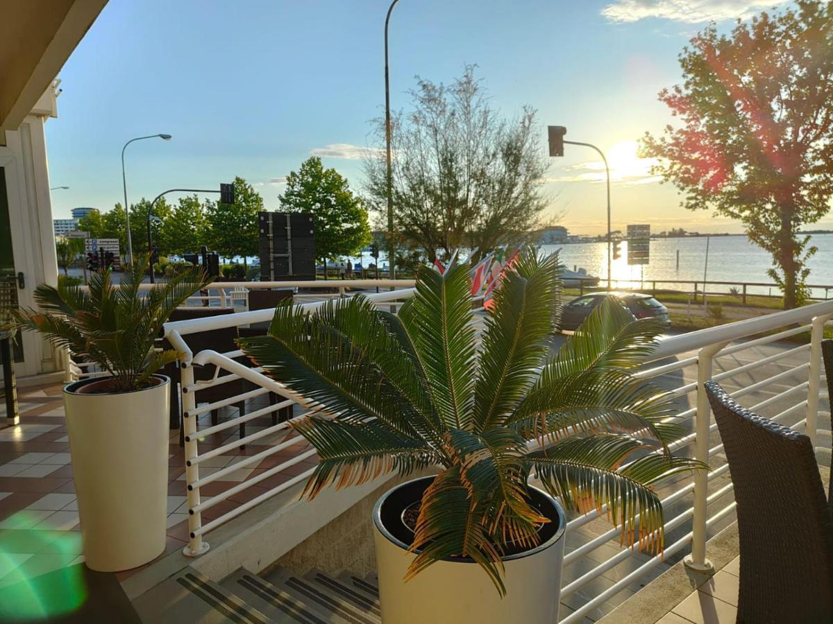 Hotel Capri Grado Zewnętrze zdjęcie